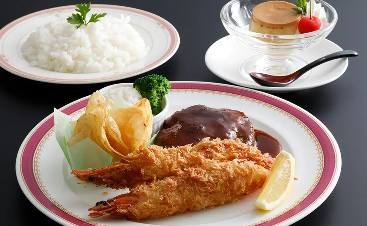 お子様ランチ イメージ