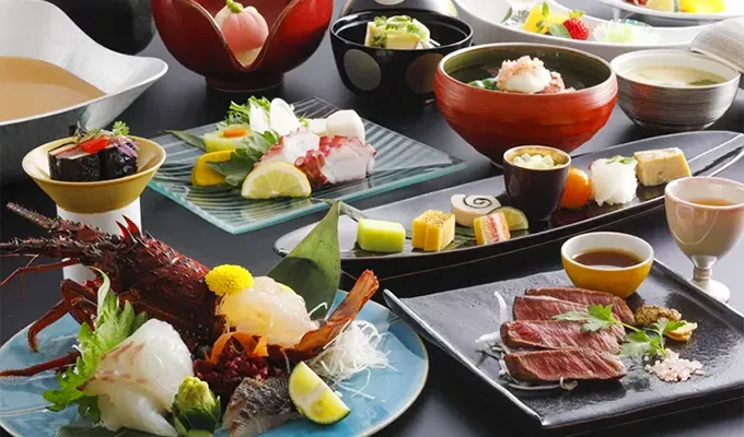 見た目で楽しむ季節料理 アートダイニング特別会席『星』